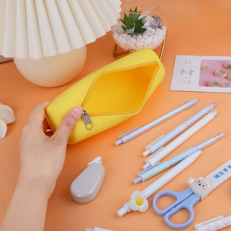 Silicone Pencil Case Small Pen Bag (4).jpg