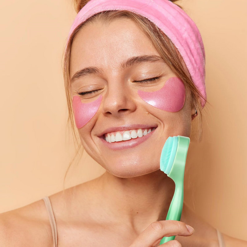 Skin Friendly Silicone Facial Cleansing Brusher (7).jpg